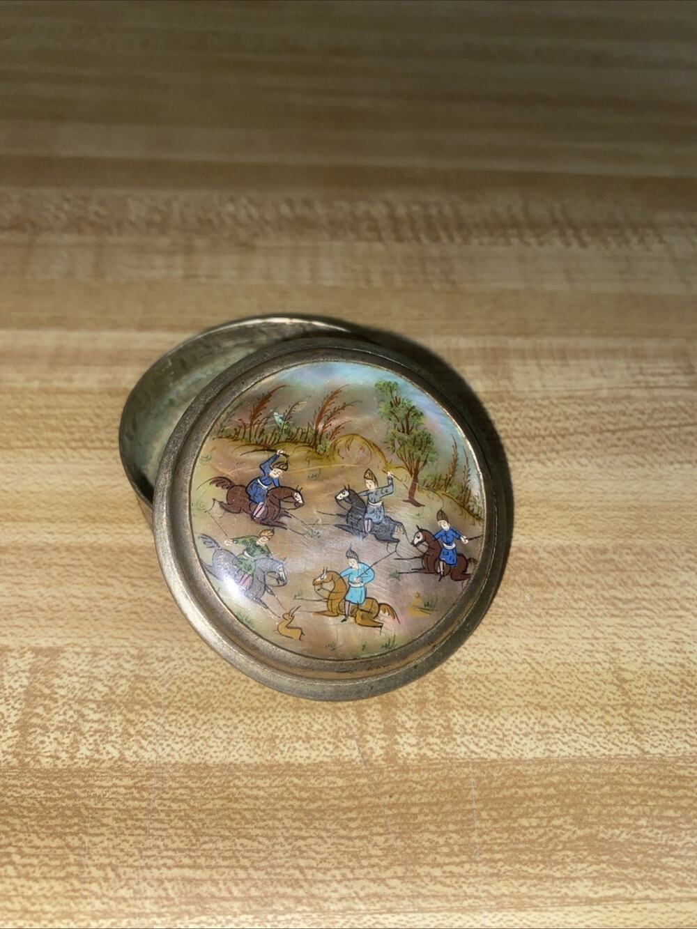 Indo-Persian Hand Painted Storyteller Mother of Pearl Trinket Pill Box Round